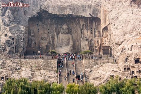 Il Tempio di Luoyang, Un'Antica Porta verso la Storia e la Spiritualità!