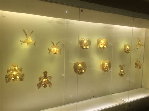 Museo del Oro: Un Viaggio Scintillante Attraverso la Storia della Colombia!